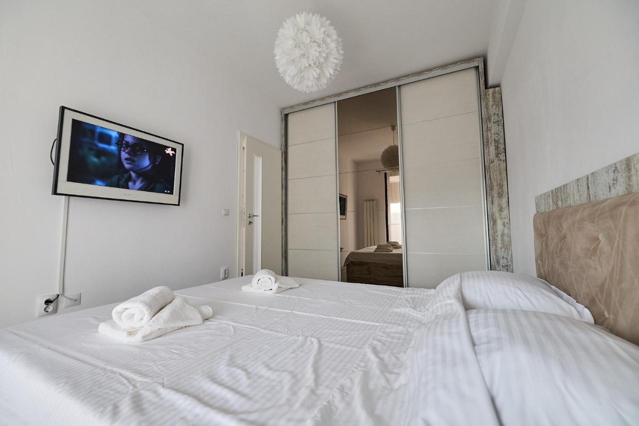 Alessandro Home 9 Luxury Centru Palas Mall Iasi Moldovei 30 Exteriör bild